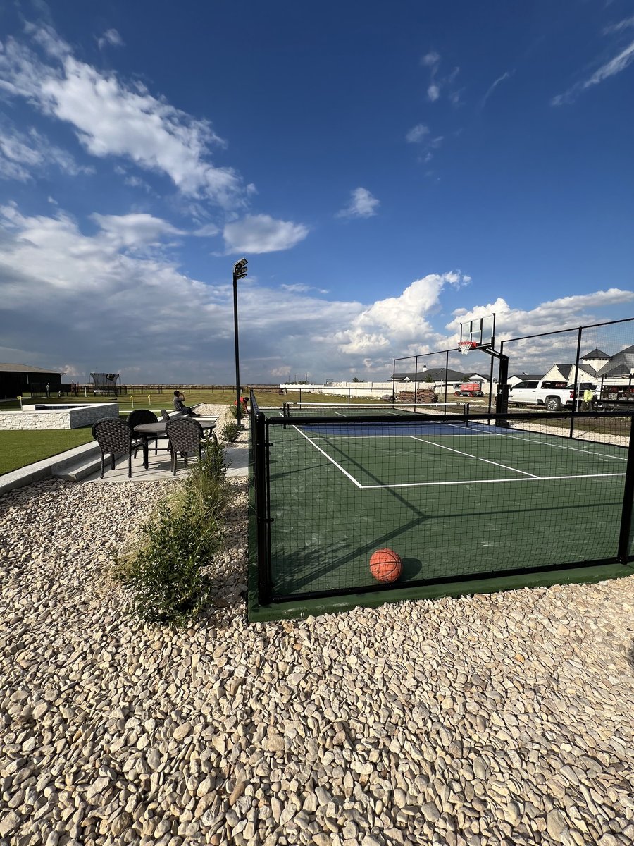 Cedar backyard fence installation in Aubrey TX by Landeros Fence