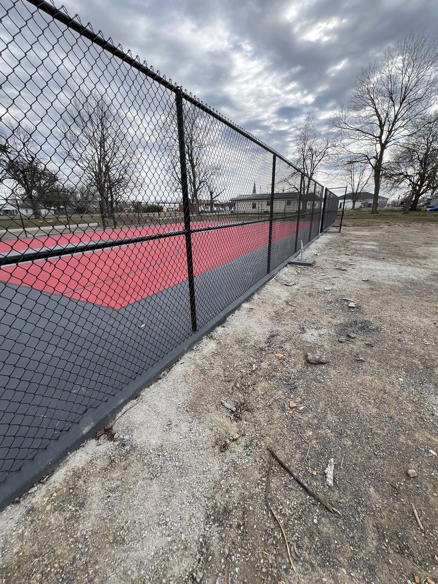 Cap and trim fence alternate angle in North Texas by Landeros Fence