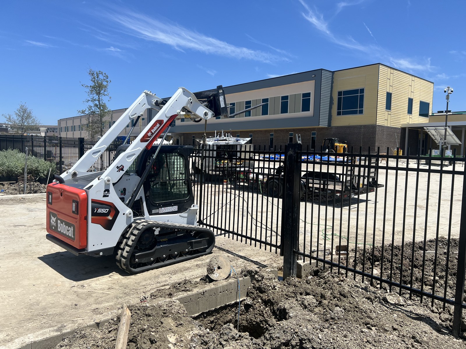 Cedar fence side view in Prosper TX by Landeros Fence & Construction