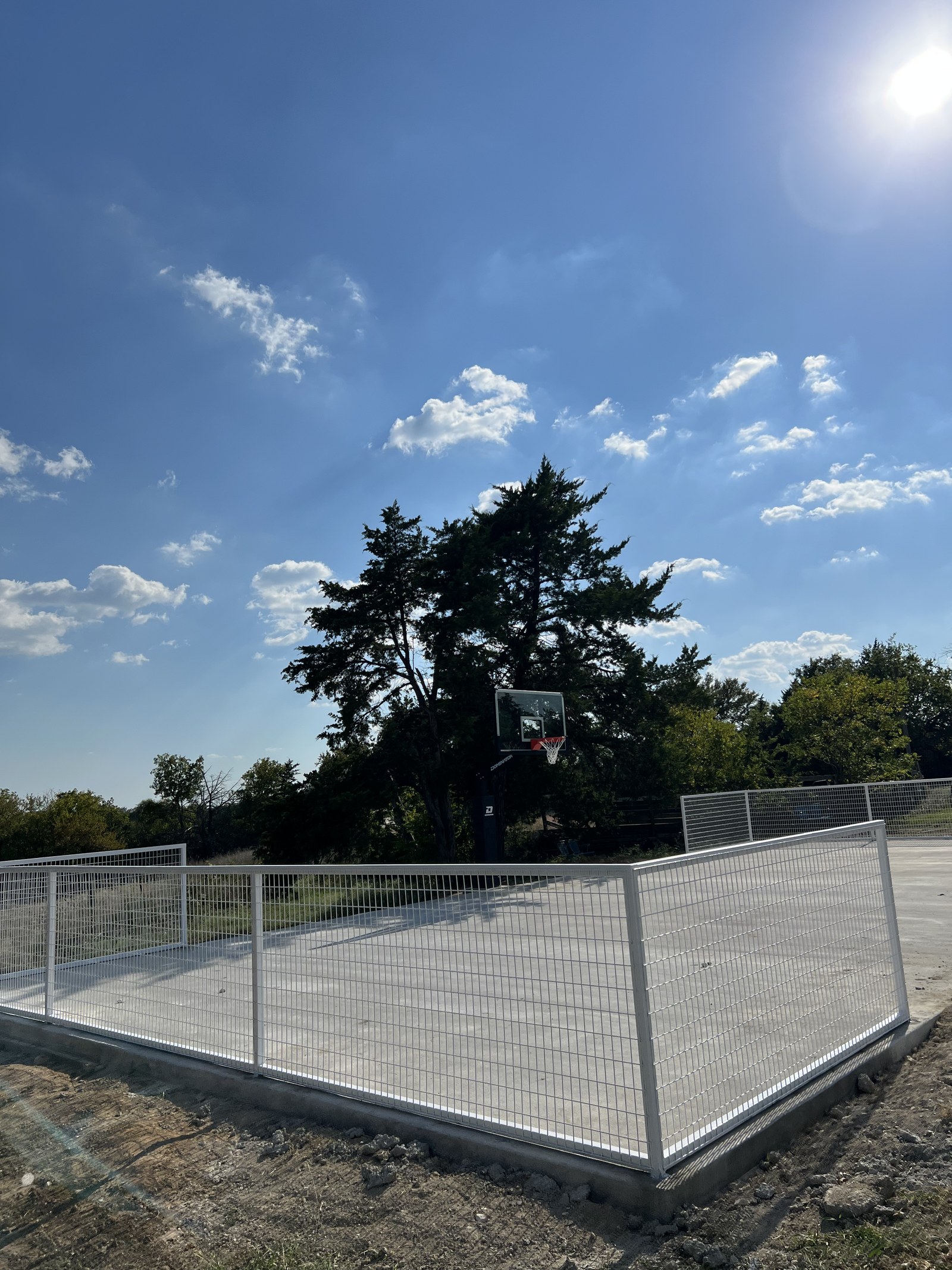 Finished fence project in Gainesville TX by Landeros Fence