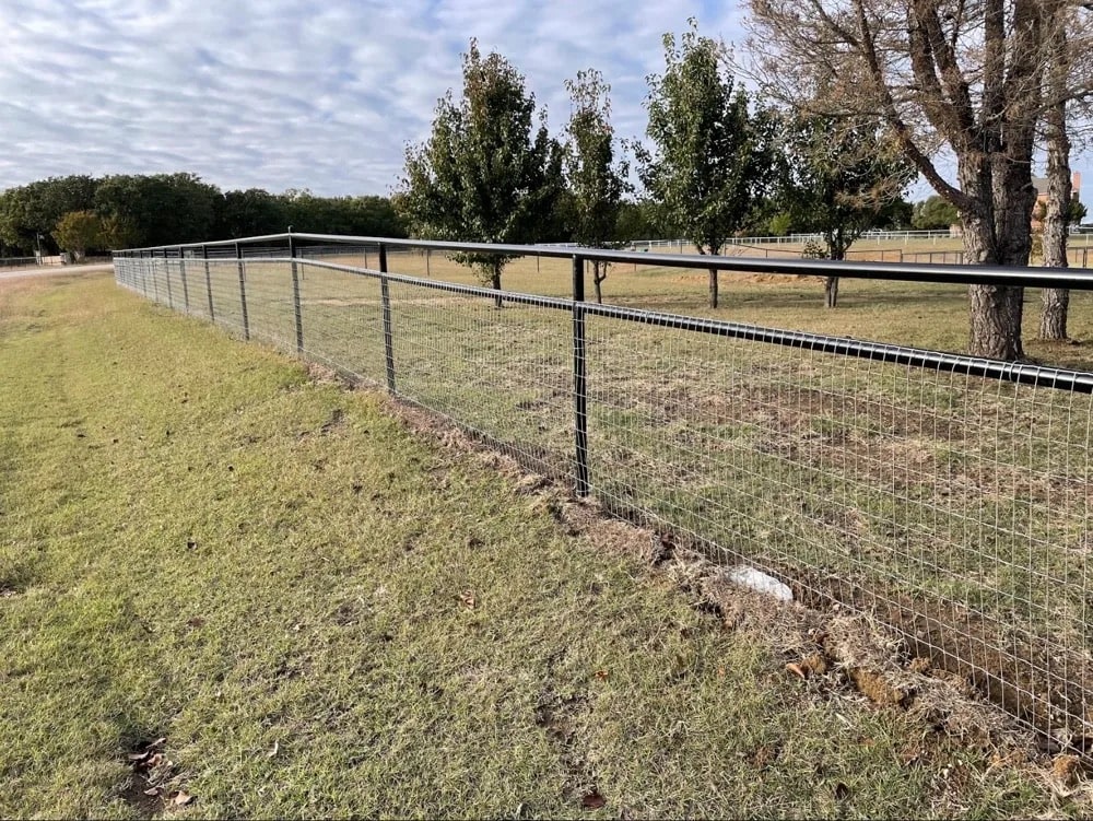 Ranch fence and property line fencing in Valley View TX by Landeros Fence